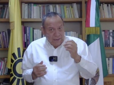 “No traicionen”: Jesús Zambrano pide a senadores electos del PRD que no voten con Morena