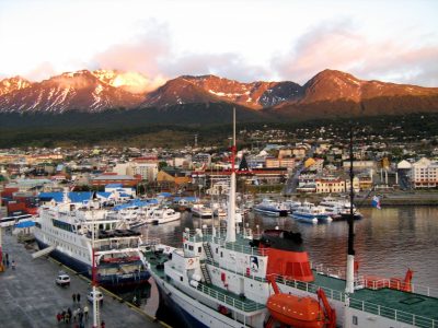 El misterio del pesquero argentino: 57 tripulantes infectados tras permanecer 35 días en el mar