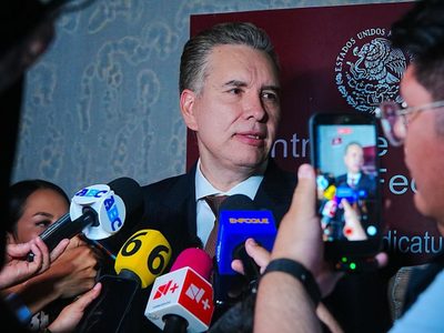 Ratifican prisión a funcionaria de Monterrey por extorsión y falsedad en declaraciones