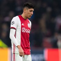 El Ajax con Edson pierde ante el Chelsea; Chucky aún no se acopla en el Nápoles
