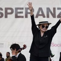 Yoko Ono busca que México sea 'Tierra de Esperanza”