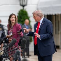 Trump retrasa tres meses más la prohibición de TikTok en EU tras cerrar acuerdo con China