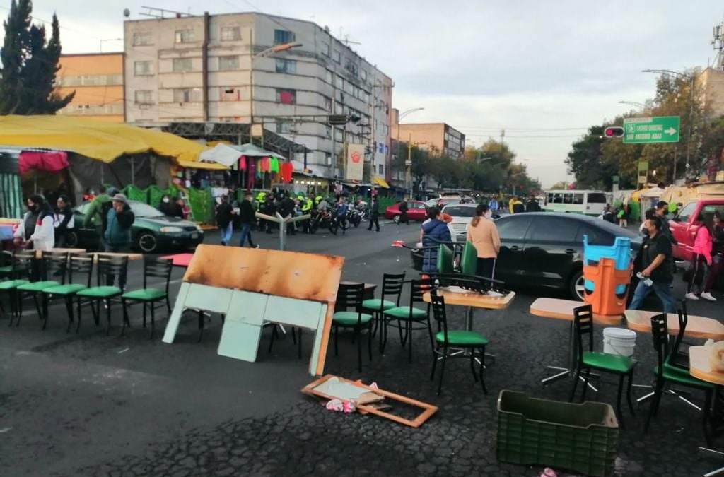 Habitantes de un edificio, ubicado en San Pablo y Circunvalación, fueron desalojados por la fuerza