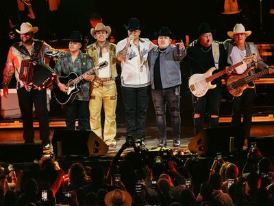 Grupo Firme cancela presentación en California por problemas con sus visas