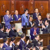 Japón elige a la ultraconservadora Sanae Takaichi como la primera mujer primera ministra