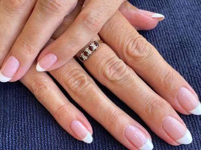 Uñas francesas reinventadas: 5 diseños de manicura que combinan elegancia, color y un efecto rejuvenecedor