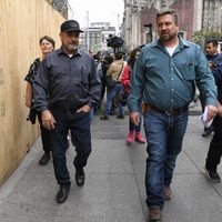 "Estamos contentos porque no nos dieron atole con el dedo": LeBarón tras reunión con AMLO