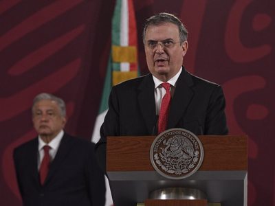Ebrard anuncia consulado y acuerdo con la India para producir oncológicos y vacunas contra el covid