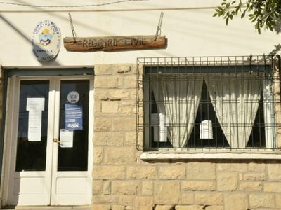 Con turnos previos, el Registro Civil de Zapala retomó la actividad en sus oficinas