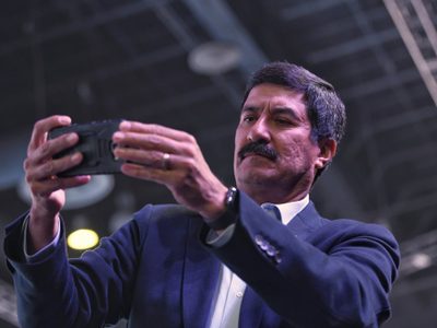 Tachan de selectiva la lucha anticorrupción que presume Javier Corral