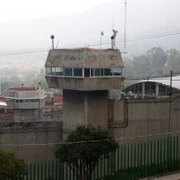 Señalan a autoridades penitenciarias del Edomex por la muerte de dos internos