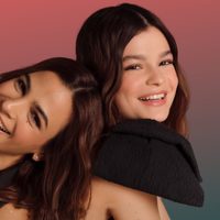 Agustina Cherri y su hija Muna practican la disciplina que está de moda y que fortace todos los músculos