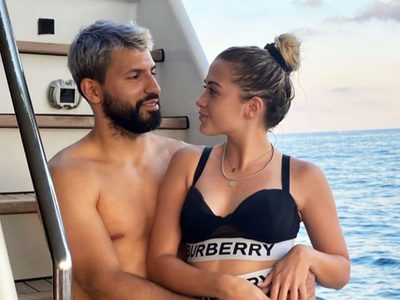 "Argentina ejemplar": la particular imagen de Sofía Calzetti, novia del Kun Agüero