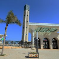 Argelia inaugura la mayor mezquita de África, encargada por el expresidente derrocado