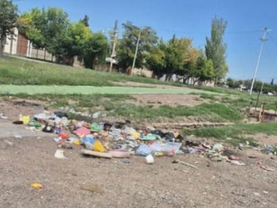 Google Maps no miente: el basural creado por los vecinos que sigue idéntico desde el 2022