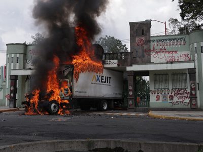 Si Sheinbaum quiere, aún es posible esclarecer el caso Ayotzinapa: Buitrago