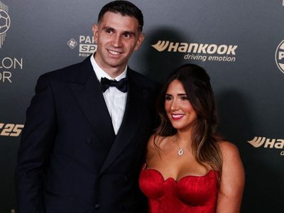 Look millonario: el accesorio que usó la esposa del Dibu Martínez en la gala del Balón de Oro