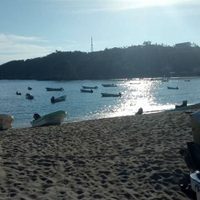 Buscan por cielo, mar y tierra a dos pescadores extraviados en Oaxaca