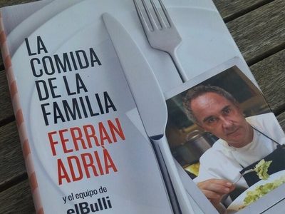 El chef Ferran Adrià enseña platos tradicionales y sencillos por Twitter