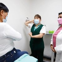 ¿El plástico puede causar cáncer de mama? Esto dice la UNAM
