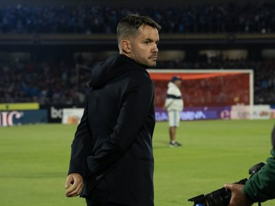 Cruz Azul destituye a Nicolás Larcamón de cara a la liguilla; Joel Huiqui es el interino