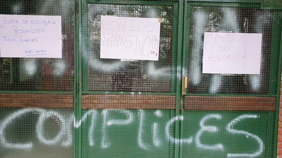 Nueva denuncia por abusos, ahora en la escuela 140. Fuente: (Javier Manzano)