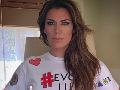 Por primera vez: Flor De la V se lució en Corte y Confección con este vestido de alta costura