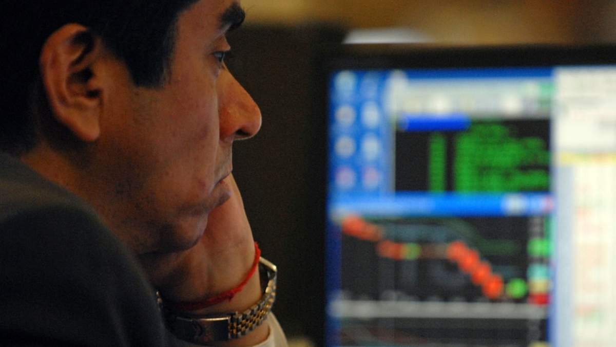 El Riesgo País de la Argentina supera los 1.000 puntos producto de la caída del precio de los bonos de la deuda pública tras el resultado de la elección del domingo en la provincia de Buenos Aires.