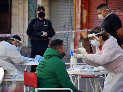 Una clínica de Córdoba en la mira por una ola de contagios de coronavirus
