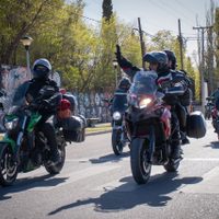 La motocaravana pasó por Cutral Co y seguirá hasta  San Martín de los Andes