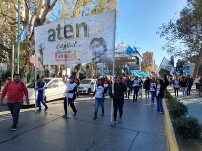 El Gobierno declaró ilegal el paro docente en Capital y Plottier y descontará el día no trabajado