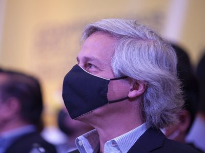Claudio X González refrenda la “premisa de la unidad” de Va por México tras comicios del domingo
