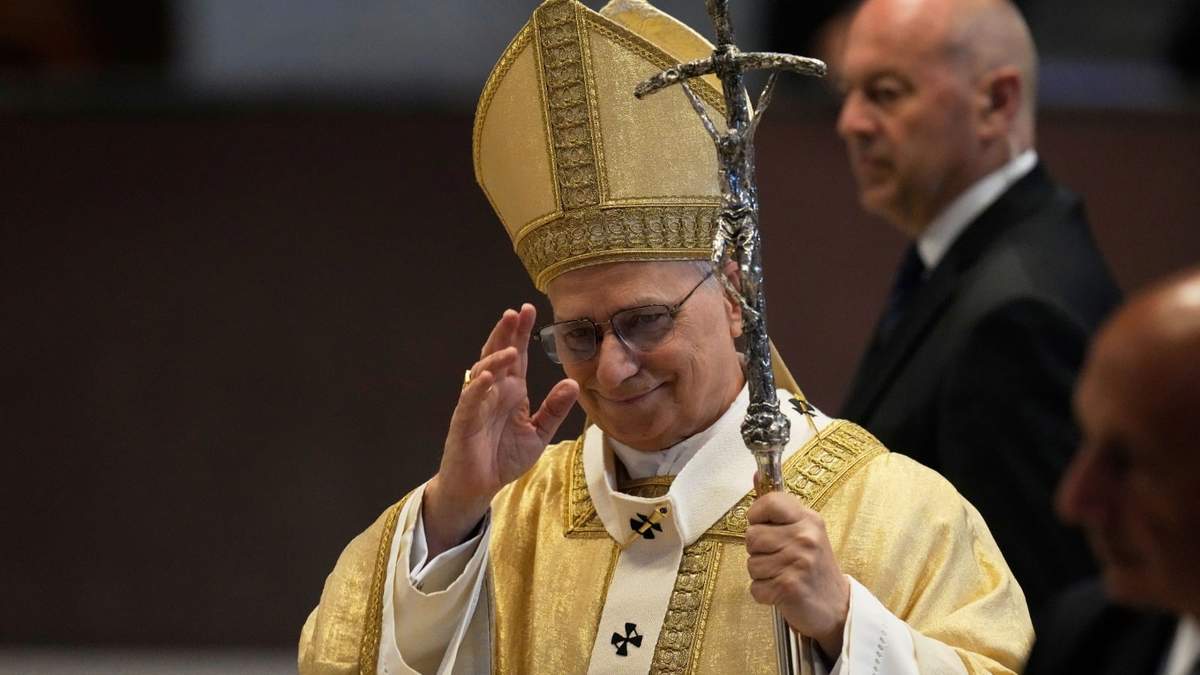 León XIV. Regreso a la tradición papal