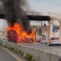 Choque del Ejército y delincuentes desata quema de vehículos en Zapopan (Videos)