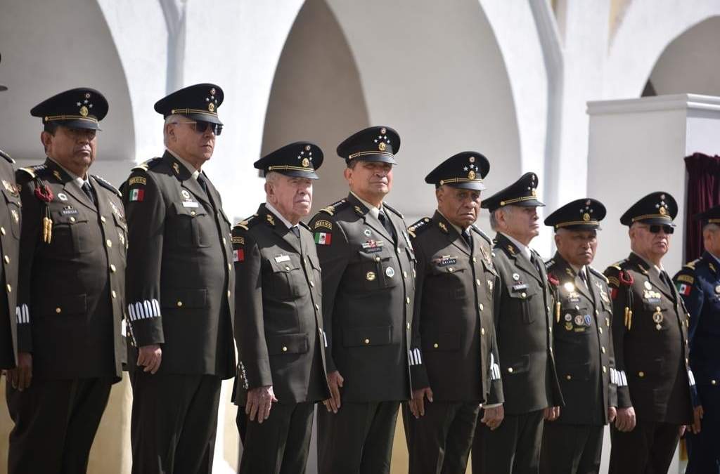 General Cienfuegos presente en el aniversario