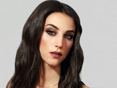 La revelación de la moda española: Claudia Salas cautivó con sus imponentes looks y maquillajes