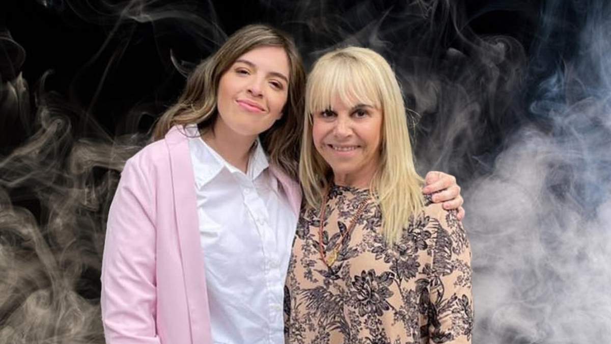 Dalma Maradona y Claudia Villafañe. Fuente: (Minuto Neuquén)