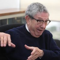 Nombran profesor emérito de la UNAM al investigador Carlos Tello Macías