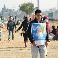 Visita papal a Ecatepec: acarreo, policías inconformes y realidad maquillada