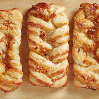 Con pocos ingredientes podés hacer estas trenzas de crema pastelera, iguales a las de la panadería