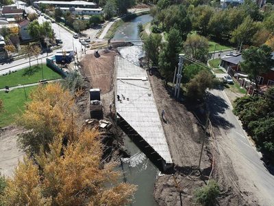 Día clave para el puente de calle Leguizamón: se hará una prueba de carga para determinar si se habilita la obra