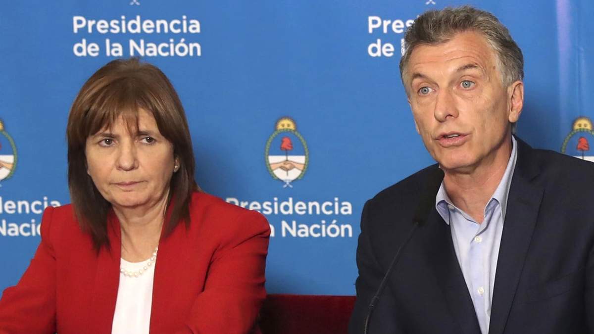 El expresidente Mauricio Macri y la exministra de Seguridad, Patricia Bullrich. Fuente: (Twitter)
