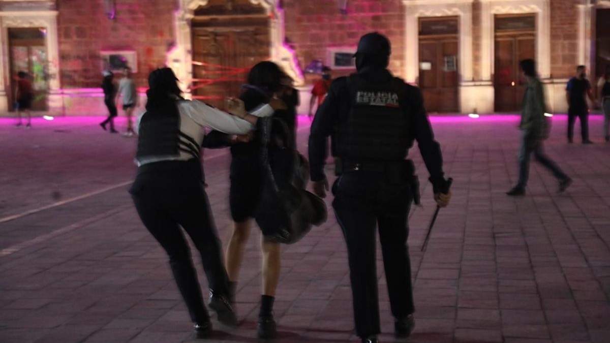 Detención de manifestantes tras la protesta feminista del lunes en Aguascalientes
