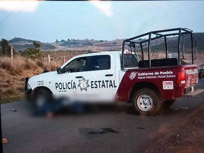 Localizan el cuerpo de un bebé en un canal de Puebla