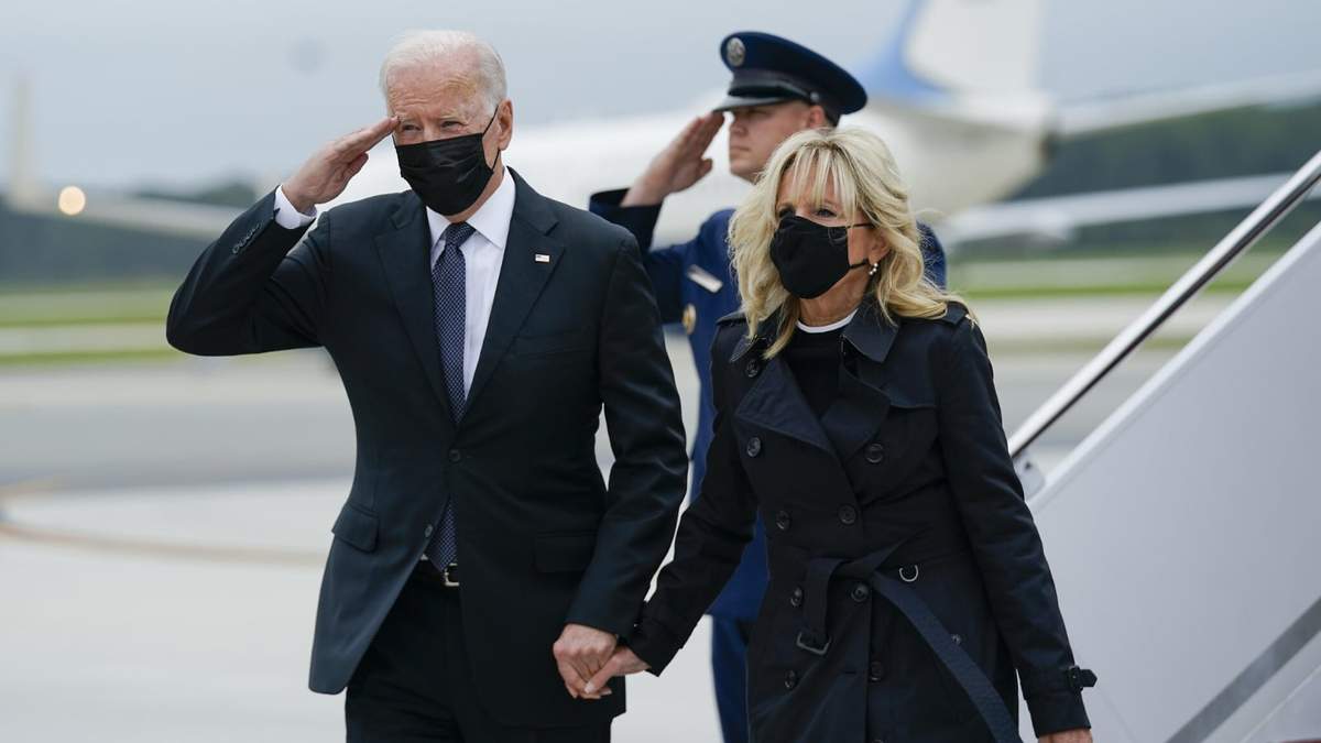 El presidente de Estados Unidos, Joe Bien y su esposa, la primera dama Jill Biden. Fuente: (Twitter)