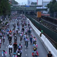 Brugada inaugura la ciclovía Gran Tenochtitlán con una rodada masiva (fotogalería)