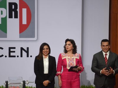 Corrupción, compadrazgo, tráfico de influencias… así pintan al PRI aspirantes a dirigirlo