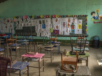 Las escuelas de Perú llevan casi dos años cerradas, pero ya tienen fecha de reapertura: cuándo será
