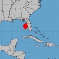 "Elsa" vuelve a ser un huracán mientras se acerca a Florida