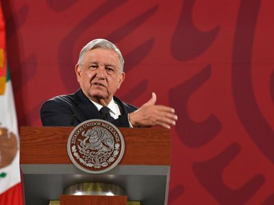 El tema del muro se habló en privado, pero sin imponer: AMLO